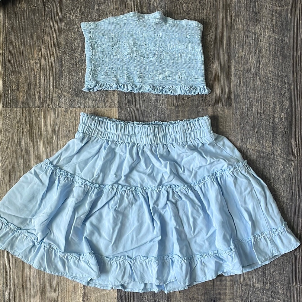 2 - piece crop and skirt set